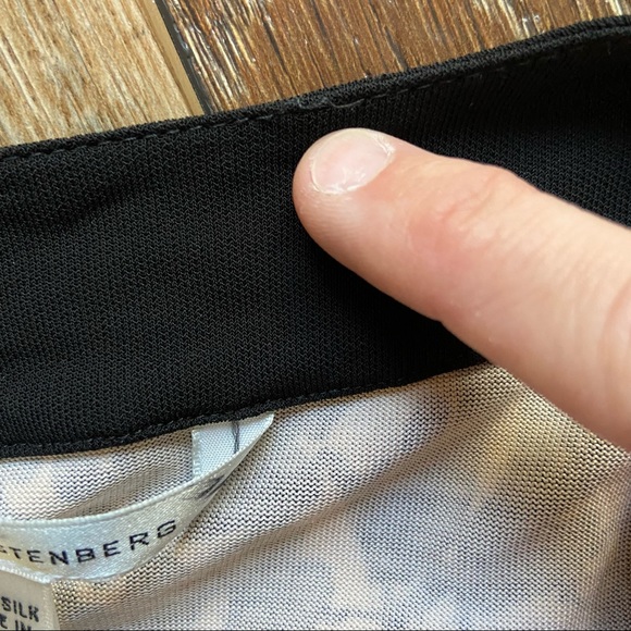 Diane von Furstenberg Black & Ivory Pure Silk Wrap Dress Size 4 - Picture 10 of 10